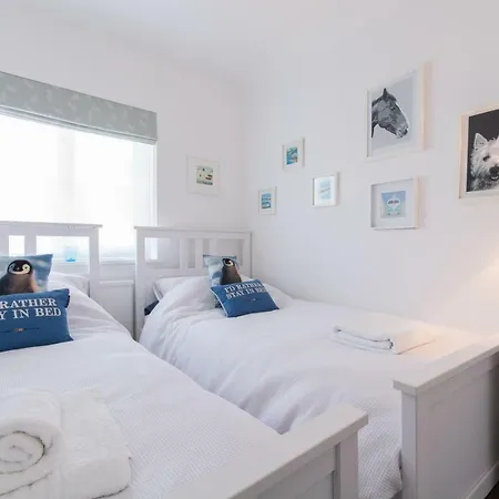 Holiday home Creagle,